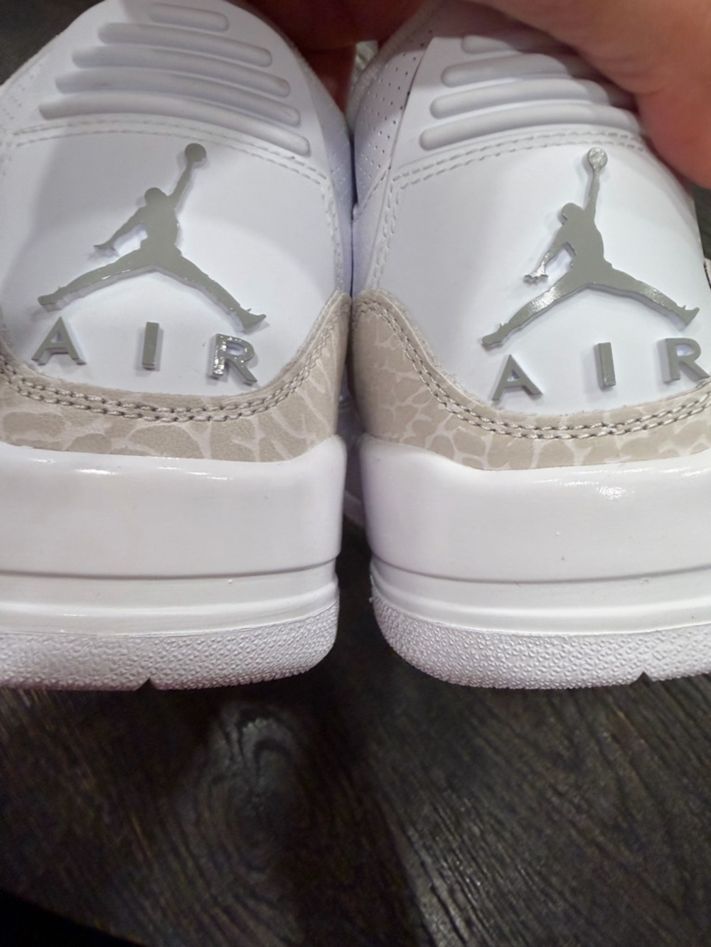 Men’s Size 9- Air Jordan 3 Retro 2025 Pure Money - Picture 13 of 14
